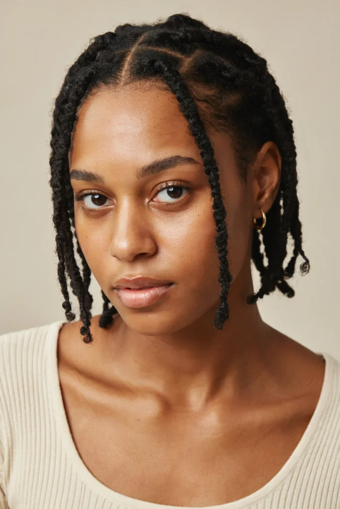 Invisible Locs with Clean Middle Part