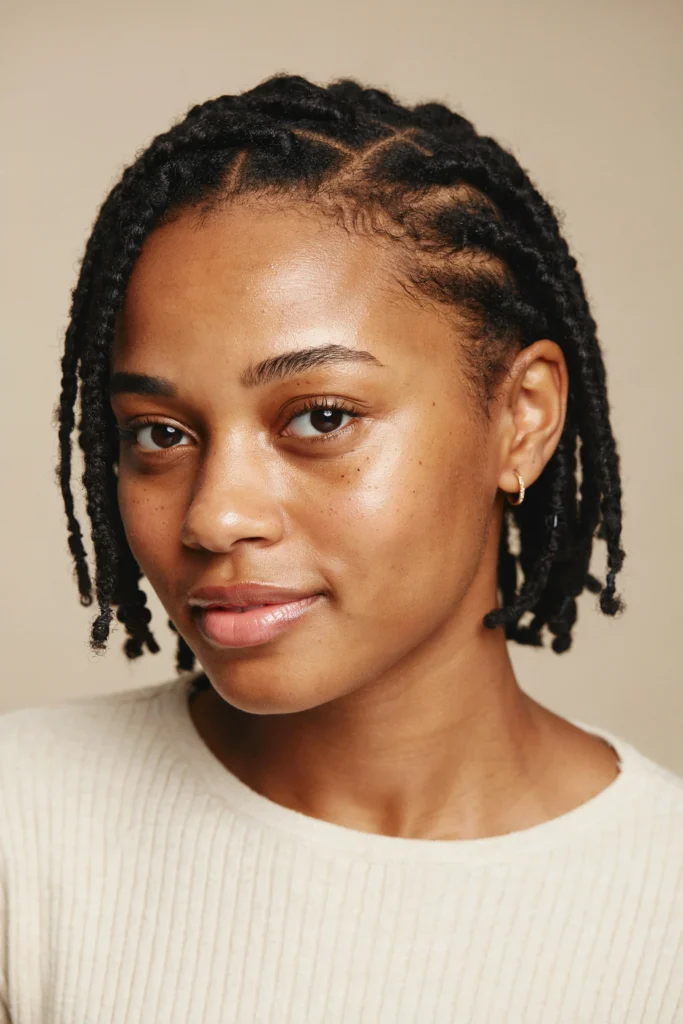 Invisible Locs with a Soft Side Braid
