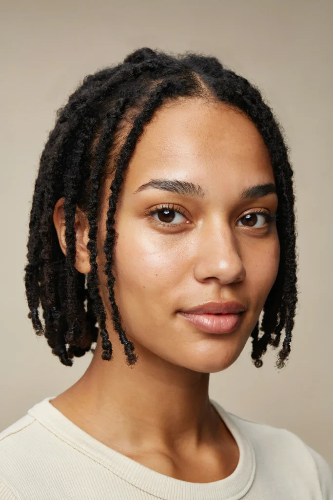 Minimalist Invisible Locs with Clean Parting