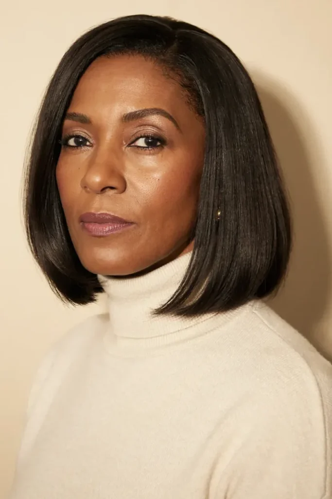 Inverted Bob With Stacked Layers